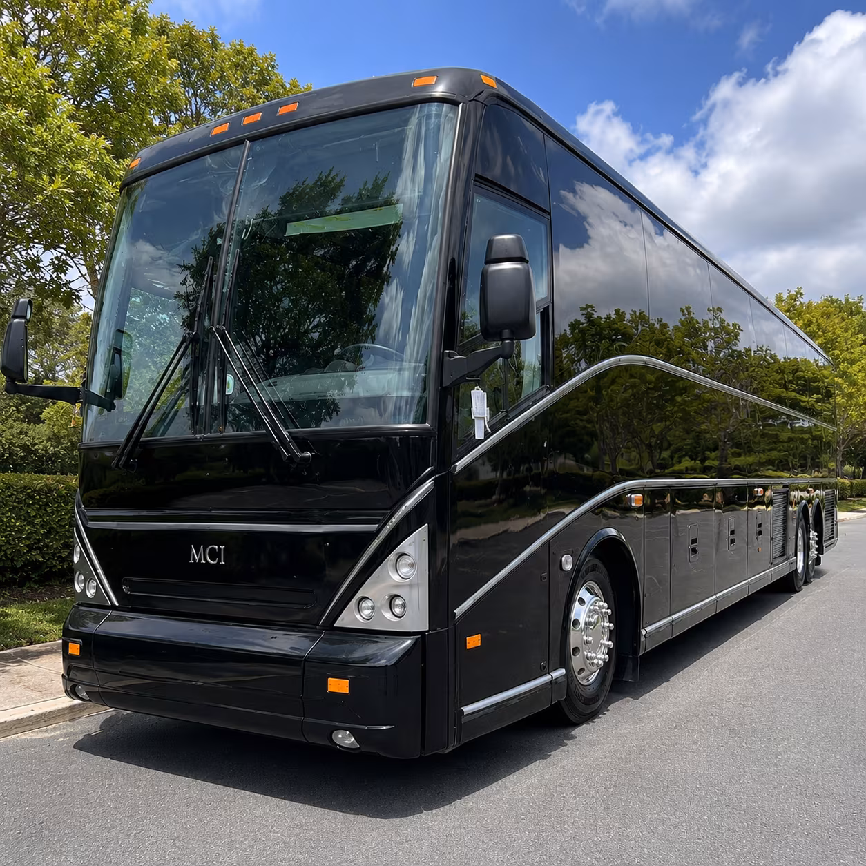 gainesvillecharterbusservices com is ready to help you get to the florida georgia game in jacksonville